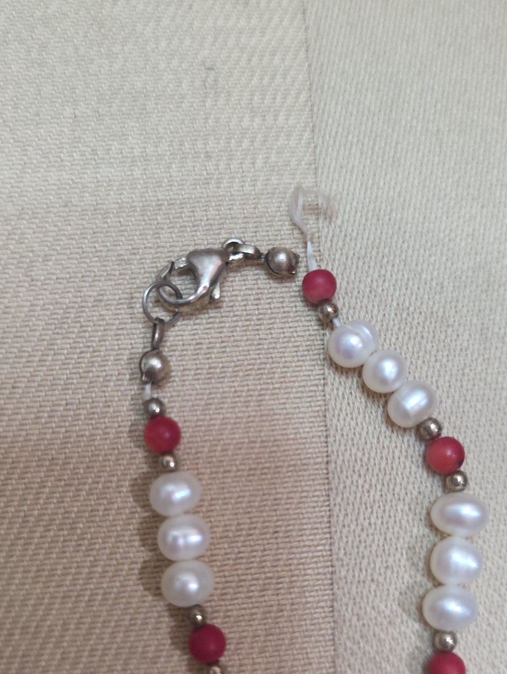 RESELLERS!! LOT OF RESELLABLE JEWELRY. SOME DESIGNER SOME 925 & GENIUNE PEARLS - Picture 14 of 14